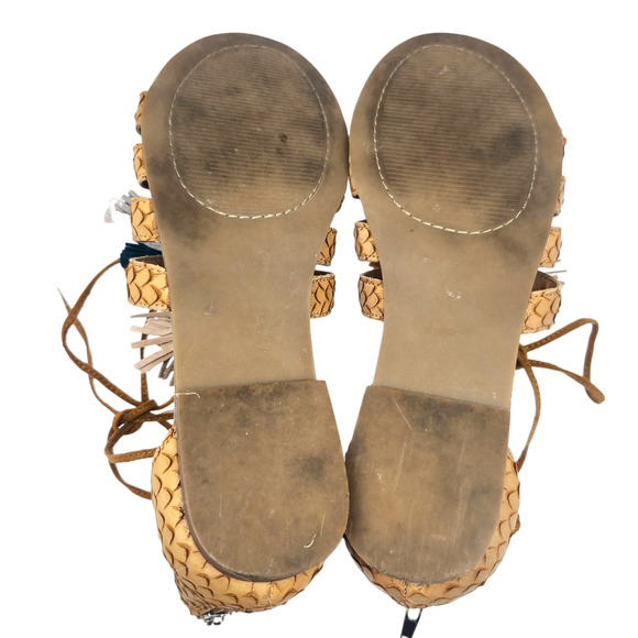 Steve Madden Sandals 5.5 Tan Blue Strappy Gladiator Tassel Boho Bohemian Ankle - Picture 10 of 10